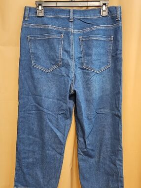 Gloria Vanderbilt Women's Dark Blue Capri